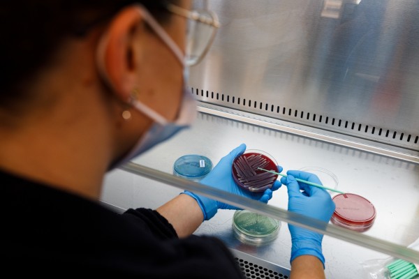 Isabial renueva su acreditación como Instituto de Investigación Sanitaria