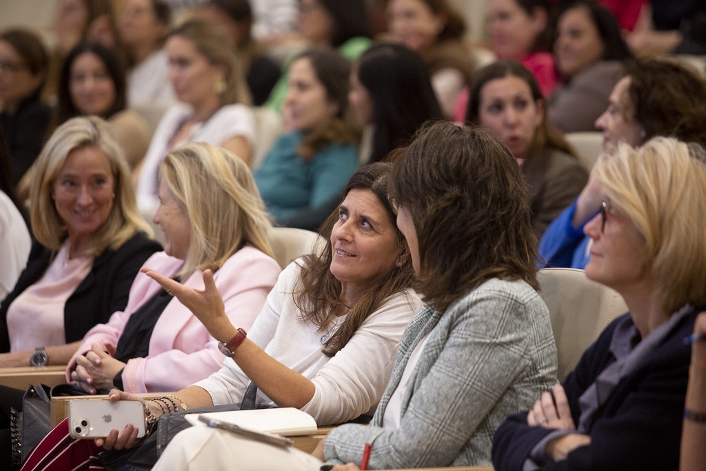 El Women Executive Club del IESE se consolida en la CV reuniendo a más de 400 empresarias y directivas