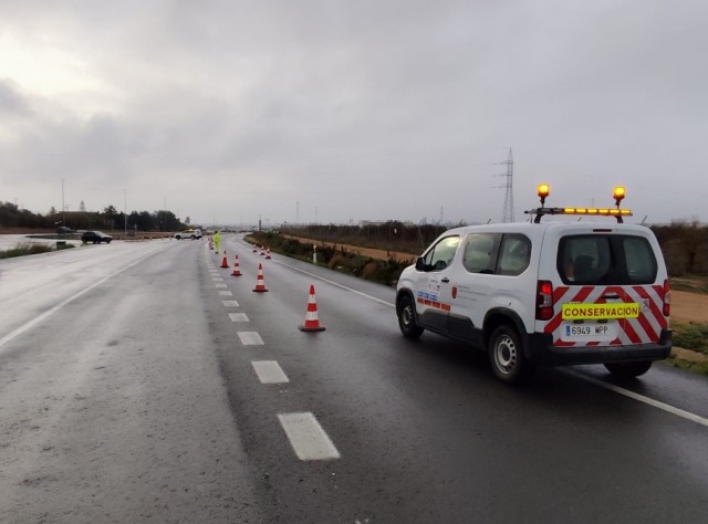 Cuatro vías permanecen cortadas en Alhama, Calasparra, Lorca y Mazarrón por las lluvias del jueves