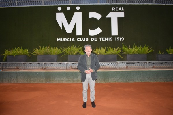 Antonio Saura, del Real Murcia CT 1919, es reelegido presidente del comité de clubes de la RFET