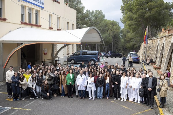Estudiantes de Enfermería del CEU conocen su futura labor asistencial en el hospital La Magdalena