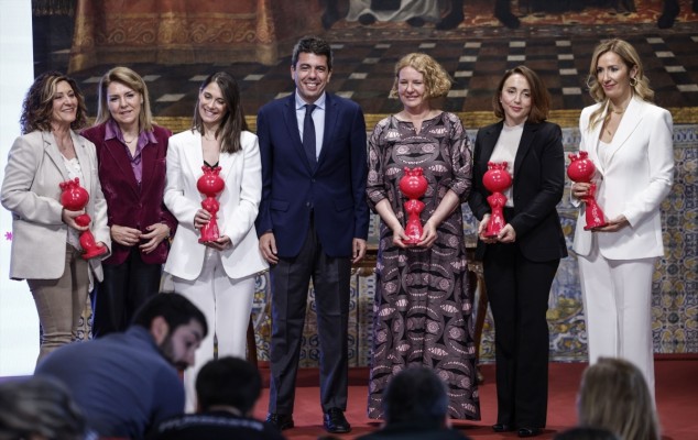 La Generalitat reconoce la labor 