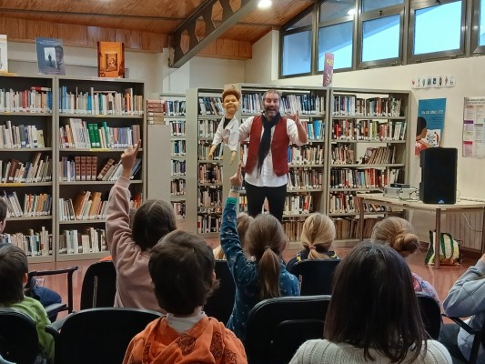 La biblioteca de Vilafranca agita la lectura en la comarca de Els Ports… y en el sur de Teruel