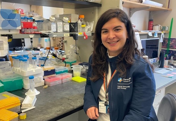 Una doctora por la UPV, galardonada en EEUU por su investigación contra el cáncer 