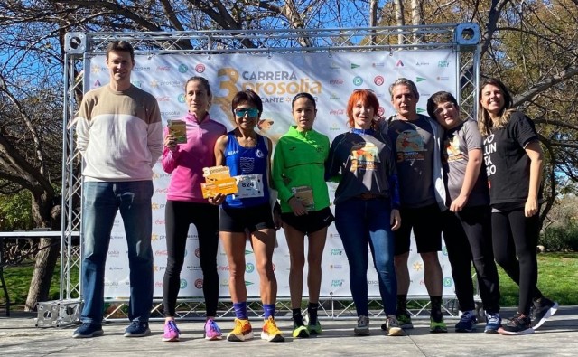 Verónica Janet Santiana, Elisabeth Oliva y Tamara Baeza, pódium de la III Carrera Prosolia 'Alicante Mujer'