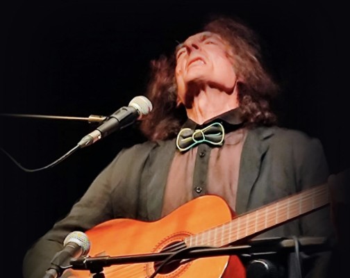 Domingo Chinchilla repasa su trayectoria vital en Teatro Círculo