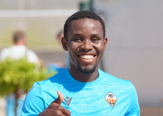 Kenneth Mamah, segundo jugador del Castellón que dice adiós a la temporada por lesión
