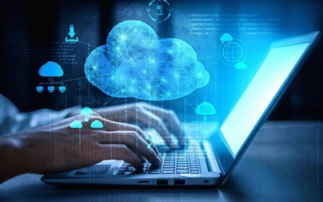 La Región solo cuenta con 25.000 empleos tecnológicos, el 3,9% del total