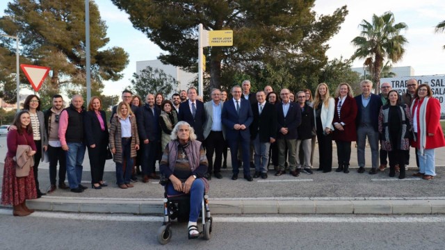 El Metge Josep Pérez Fuster ya tiene una calle con su nombre en Benidorm