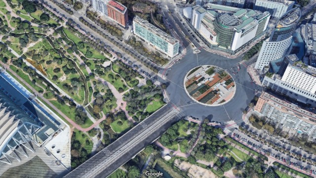 València homenajea a sus falleras mayores y les dedica una plaza entre l'Albereda y el puente l'Assut de l'Or