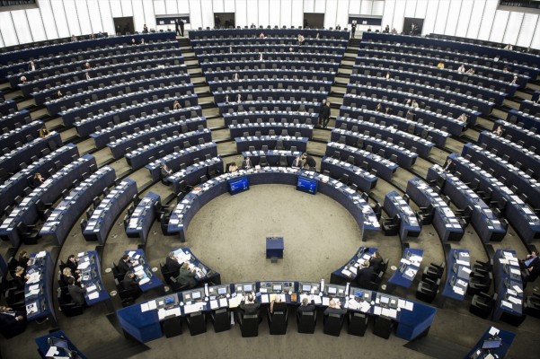 La Eurocámara da su visto bueno al acuerdo para el intercambio de datos de pasajeros entre la UE y Canadá