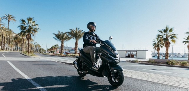 La 'startup' Next Motors también se lanza con las motos de combustión y lanza su modelo NX2 125i