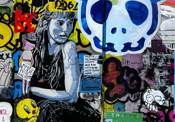 La galería Blacklight se convierte en una calle llena de arte urbano