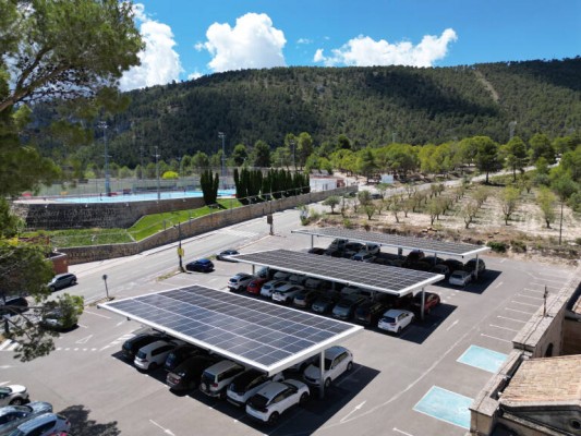 Alcoy toma impulso en las fotovoltaicas: hay 438 instalaciones, el 64% colocadas en los dos últimos años
