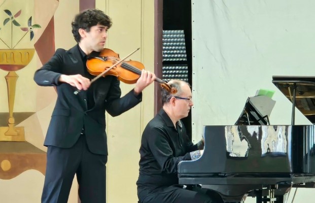 Siete jóvenes promesas se disputan el premio de la Sociedad de Conciertos y Oftalvist