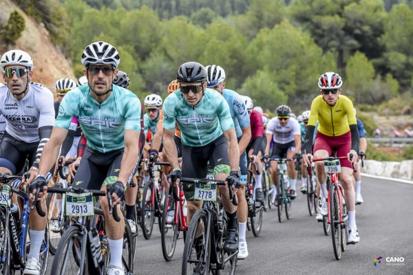 Cerca de 3.000 ciclistas, 196km y 3.200m de desnivel: la Mediterranean Epic Gran Fondo coge forma
