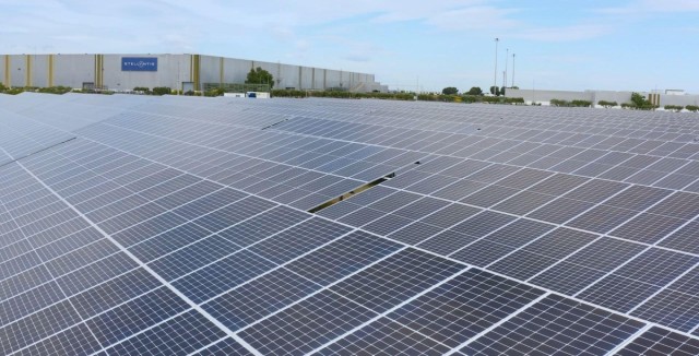 Prosolia desarrollará parques solares para ocho fábricas de Stellantis en Francia y Alemania