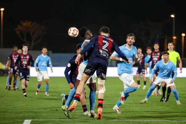 El Yeclano recibe al filial del Atlético en su pelea por la permanencia