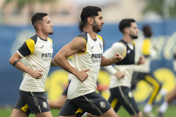 El Villarreal regresa al trabajo con Denis, pero sin los lesionados Pedraza, Foyth y Gerard Moreno