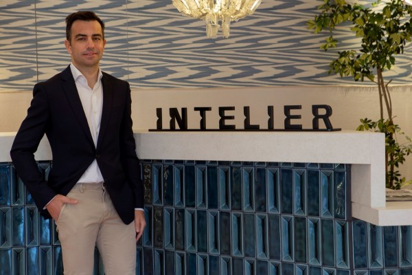 Iker Llano (Intelier): 