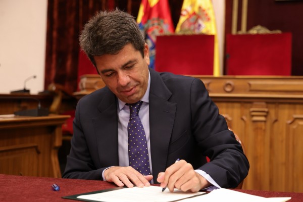 Díez (PSOE Elche): “Si Mazón va a venir a estafarnos a los ilicitanos, mejor que no venga” 