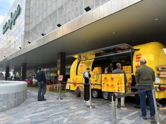  La foodtruck de Dabiz Muñoz regresa a Murcia con un menú en el que el pollo frito es el rey