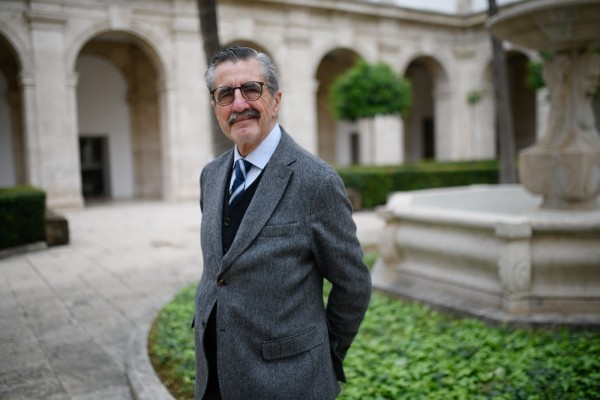 Dimite el comisionado del Gobierno por la Dana, José María Ángel, tras el presunto fraude en su titulación