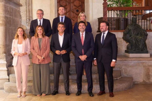 Entre las obras estratégicas, y los 'parches'