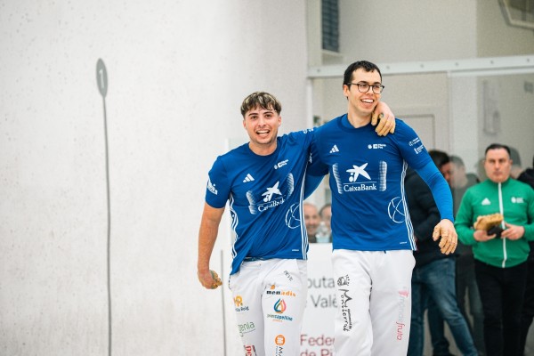 Peye y Javi Campos se proclaman campeones de la Lliga CaixaBank de escala i corda Pro2 