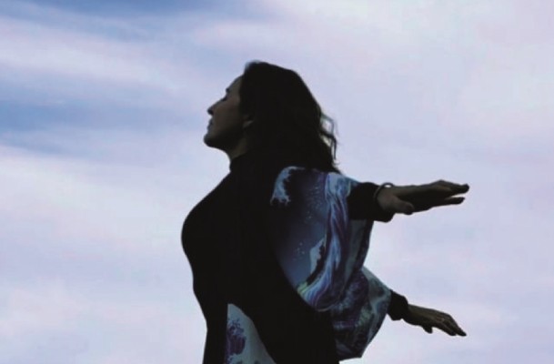 Isabel Butrón presenta su poemario '¡Rienda suelta!' en el Museo de Aguas de Alicante 