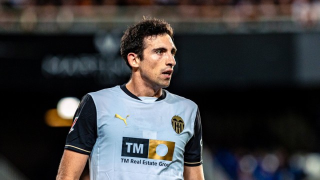 El impulso de la Segunda lanza a Tárrega: fijo en el once del Valencia y a la sub 21