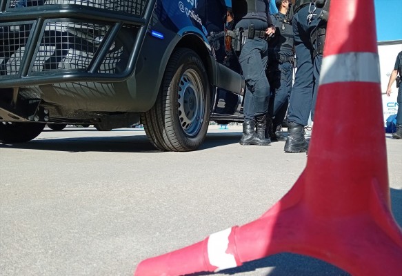 Cinco detenidos por saqueos en el polígono de Riba-roja de Túria