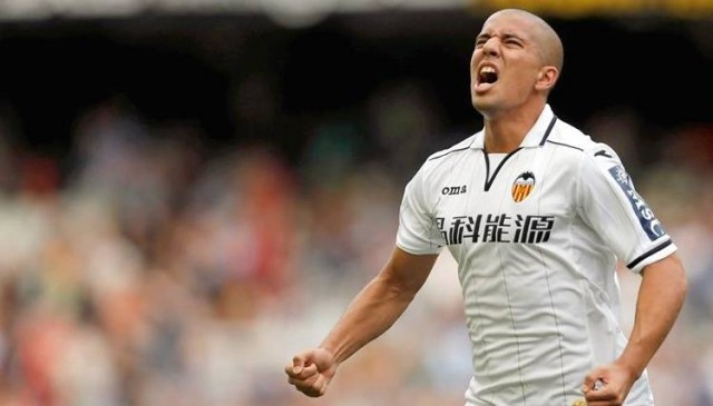 El exvalencianista Feghouli se ofrece a clubes rusos a través de las redes sociales