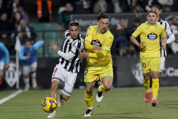 Suero, máximo goleador del Castellón con ocho tantos, se reencuentra con el gol tres meses después