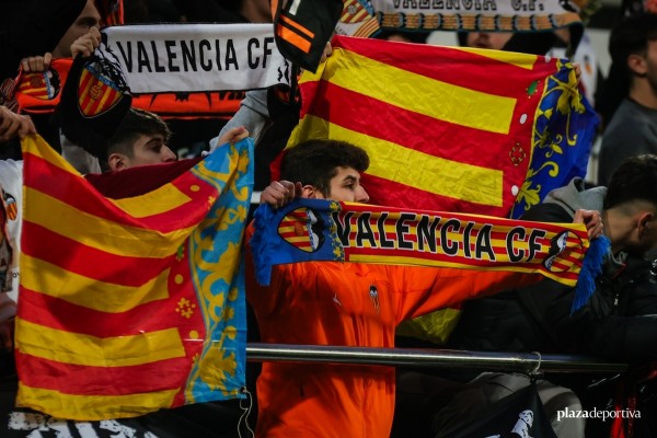 El Valencia cumple 106 años con el Nou Mestalla en obras y Kiat Lim como presidente