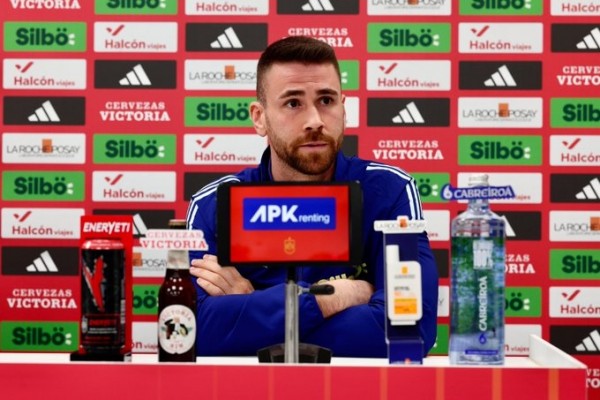 Unai Simón: 