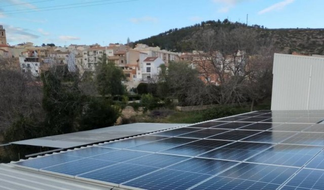 Viver se suma a Vilafamés y veta la instalación de macroplantas fotovoltaicas en su Plan General 