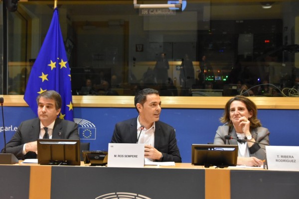 Nace el European Urban Forum, un espacio de debate sobre las ciudades del futuro impulsado por el murciano Marcos Ros