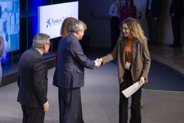 Una investigadora alicantina recibe una beca de la Fundación 'la Caixa' en un centro de investigación puntero