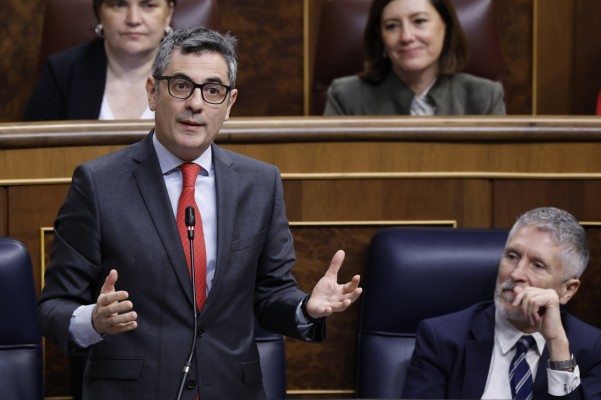 El Gobierno carga contra el pacto 