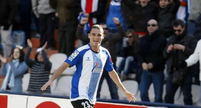 El Hércules lamenta la muerte de Delibasic, pieza clave de su último ascenso a Primera