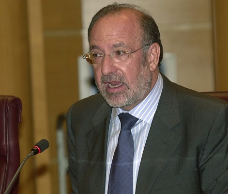 Fallece el ex delegado del Gobierno en la Comunitat Valenciana y exconseller Carlos González Cepeda