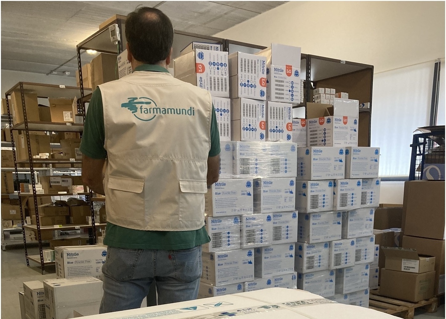 Farmamundi suministra material sanitario y de necesidad a 29 centros de mayores afectados