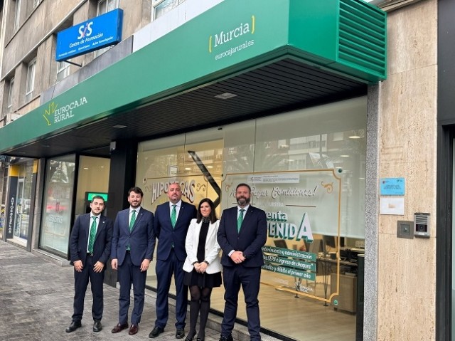 Eurocaja Rural se expande en la Región y abre una oficina en el centro de Murcia