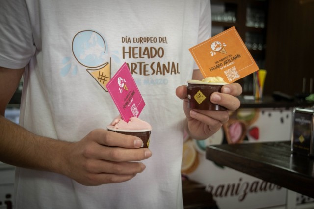 Xixona ensalza el papel de los heladeros como embajadores jijonencos en el Día Europeo del Helado Artesanal