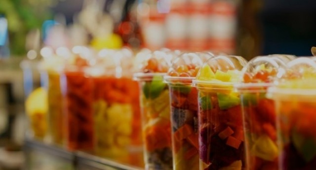 Bollo Natural Fruit entra en el negocio de la fruta cortada con la compra de la granadina Cortijo Cuevas