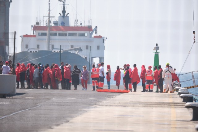 Casi 10.000 migrantes irregulares son expulsados de España entre 2020 y 2023, según el Gobierno