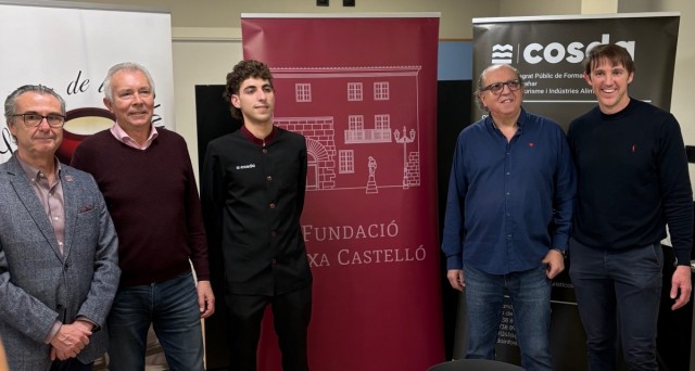 Dos alumnos de la Escuela de Hostelería, ganadores de las II Becas Gastronómicas l'Olla de la Plana