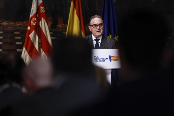 La Generalitat se plantea realojos de personas críticas tras quedar 6.000 ascensores por reparar tras la Dana