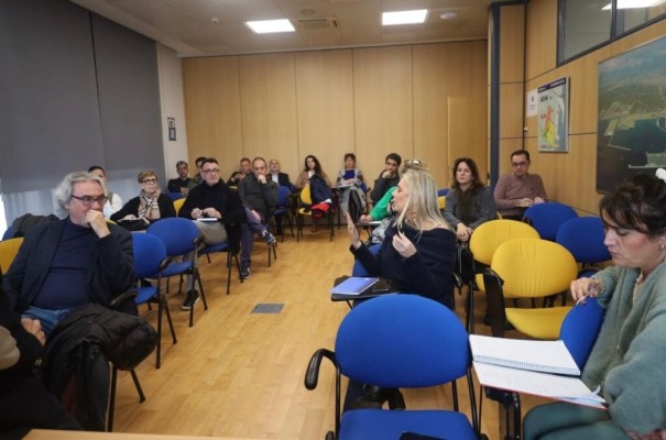 PortCastelló convoca a la comunidad portuaria para empezar a preparar las paellas del puerto